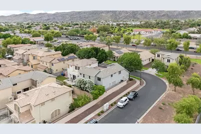 1802 E Donner Drive, Phoenix, AZ 85042 - Photo 41