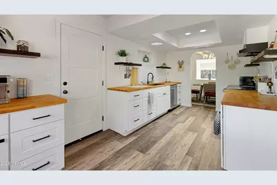 485 Mountain Shadows Drive, Sedona, AZ 86336 - Photo 11