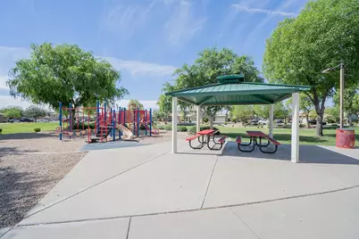 9377 W Milkweed Loop, Phoenix, AZ 85037 - Photo 17