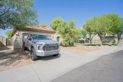 9377 W Milkweed Loop, Phoenix, AZ 85037 - Photo 41