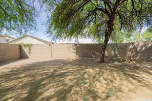 9377 W Milkweed Loop, Phoenix, AZ 85037 - Photo 9