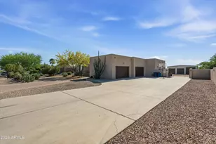 39306 N 2nd Pl, Desert Hills, AZ 85086 - Photo 9
