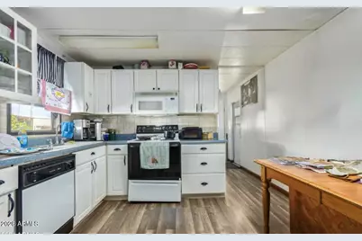 2650 W Union Hills Drive #161, Phoenix, AZ 85027 - Photo 11