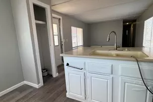 555 W Warner Rd, Chandler, AZ 85225 - Photo 11