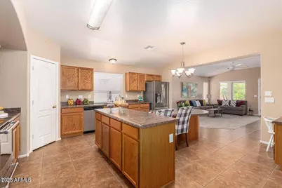 632 E Mule Train Trail, San Tan Valley, AZ 85143 - Photo 7