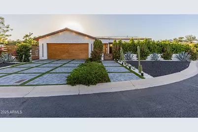 5812 N 44th Place, Phoenix, AZ 85018 - Photo 1