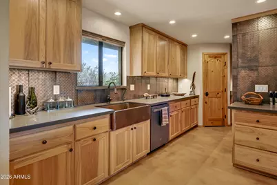 10975 E Pear Tree Drive, Cornville, AZ 86325 - Photo 23