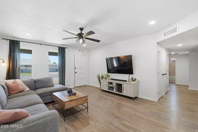 1016 E Hampton Avenue, Mesa, AZ 85204 - Photo 3