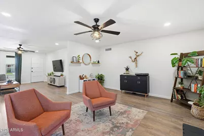 1016 E Hampton Avenue, Mesa, AZ 85204 - Photo 7