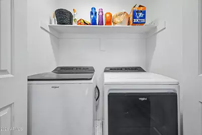 8225 S 5th Lane, Phoenix, AZ 85041 - Photo 31