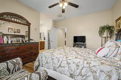 8225 S 5th Lane, Phoenix, AZ 85041 - Photo 19