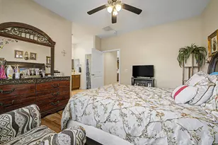 8225 S 5th Ln, Phoenix, AZ 85041 - Photo 19