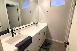 300 N Gila Springs Blvd, Chandler, AZ 85226 - Photo 15