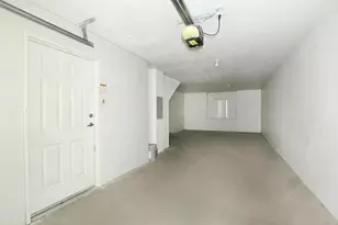 4465 E Paradise Vlg Pkwy S, Phoenix, AZ 85032 - Photo 1