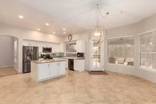 19204 N 92nd St, Scottsdale, AZ 85255 - Photo 5