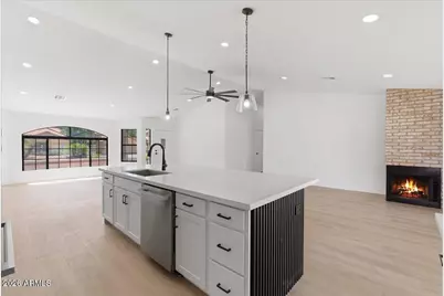 816 E Courtney Lane, Tempe, AZ 85284 - Photo 7