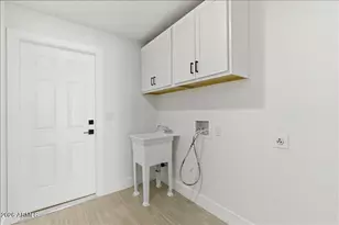 816 E Courtney Ln, Tempe, AZ 85284 - Photo 23