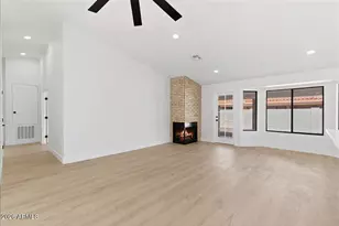 816 E Courtney Ln, Tempe, AZ 85284 - Photo 13