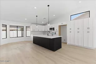 816 E Courtney Ln, Tempe, AZ 85284 - Photo 11