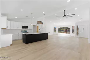 816 E Courtney Ln, Tempe, AZ 85284 - Photo 9