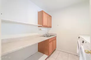 2139 E Betty Elyse Ln, Phoenix, AZ 85022 - Photo 23