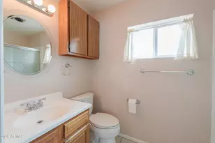 2139 E Betty Elyse Ln, Phoenix, AZ 85022 - Photo 19