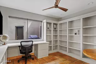 11646 N 40th Pl, Phoenix, AZ 85028 - Photo 23