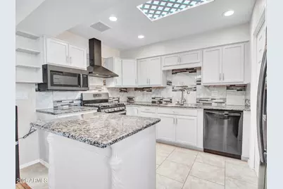 10848 W Connecticut Avenue, Sun City, AZ 85351 - Photo 11