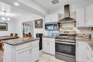 10848 W Connecticut Ave, Sun City, AZ 85351 - Photo 15