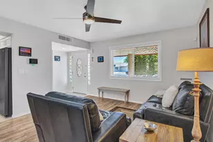 10848 W Connecticut Ave, Sun City, AZ 85351 - Photo 9