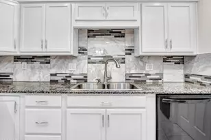 10848 W Connecticut Ave, Sun City, AZ 85351 - Photo 13