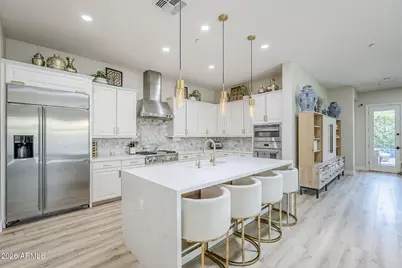 9272 E Desert Village Drive, Scottsdale, AZ 85255 - Photo 3