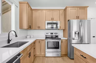 23116 N Drifter Way, Sun City West, AZ 85375 - Photo 5