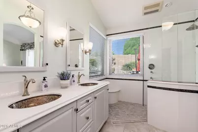 762 E Verbena Drive, Phoenix, AZ 85048 - Photo 19