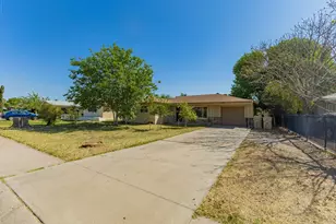 7733 N 60th Ave, Glendale, AZ 85301 - Photo 5