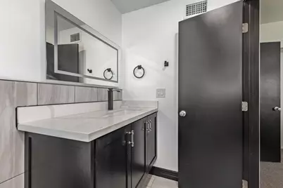 7733 N 60th Avenue, Glendale, AZ 85301 - Photo 17