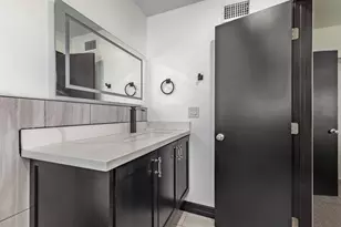 7733 N 60th Ave, Glendale, AZ 85301 - Photo 17