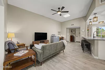 10333 W Highwood Lane, Sun City, AZ 85373 - Photo 9