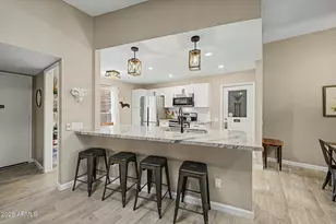 10333 W Highwood Ln, Sun City, AZ 85373 - Photo 5