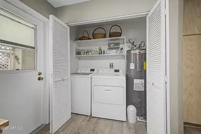 10333 W Highwood Lane, Sun City, AZ 85373 - Photo 23