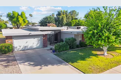 10333 W Highwood Lane, Sun City, AZ 85373 - Photo 31
