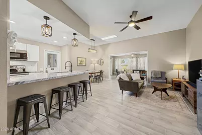 10333 W Highwood Lane, Sun City, AZ 85373 - Photo 7