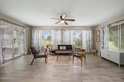 10333 W Highwood Lane, Sun City, AZ 85373 - Photo 11