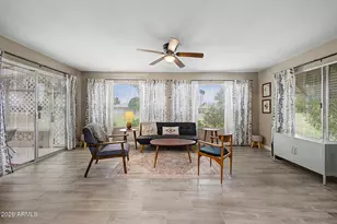 10333 W Highwood Ln, Sun City, AZ 85373 - Photo 11
