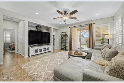 25826 N 122nd Lane, Peoria, AZ 85383 - Photo 5