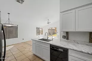 15955 W Smokey Dr, Surprise, AZ 85374 - Photo 13