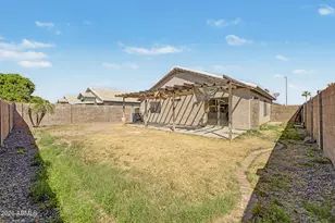 15955 W Smokey Dr, Surprise, AZ 85374 - Photo 25