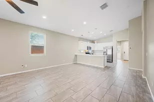 12406 W Northview Ave, Glendale, AZ 85307 - Photo 7