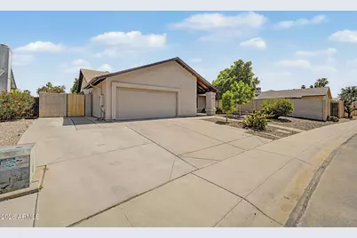 1625 N Tamarisk Drive, Chandler, AZ 85224 - Photo 3