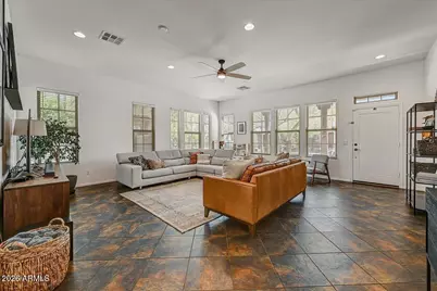 15336 W Charter Oak Road, Surprise, AZ 85379 - Photo 5